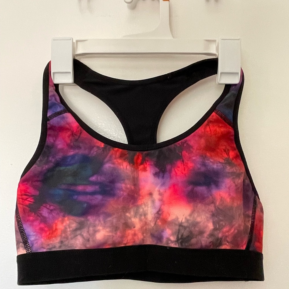 Sports bra, multi color.